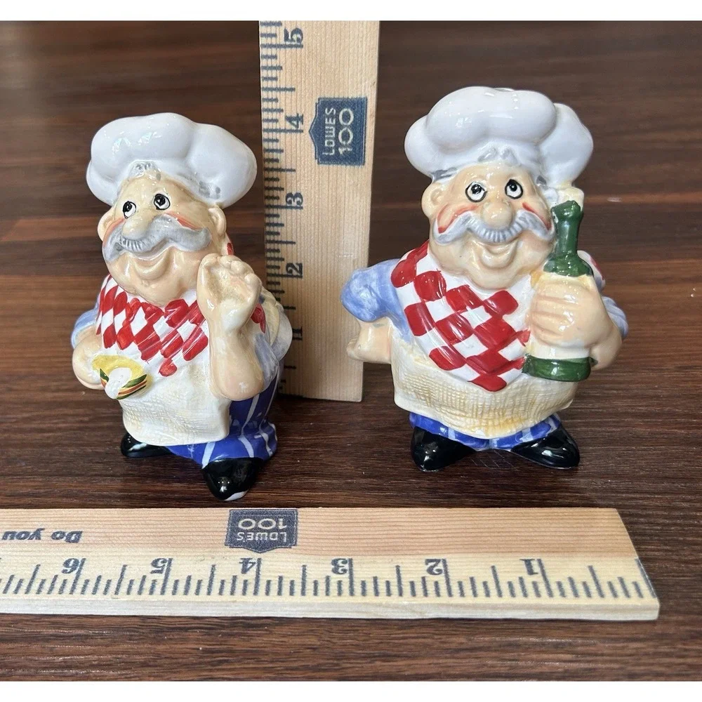 Vintage Italian Chef Salt/Pepper Shaker